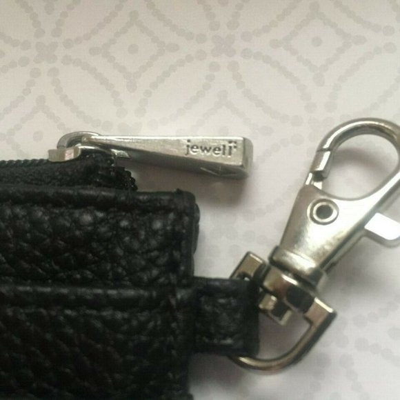 THIRTY ONE Traveler Card Wallet - Black Distressed Pebble. Very gently like-new - Picture 6 of 6